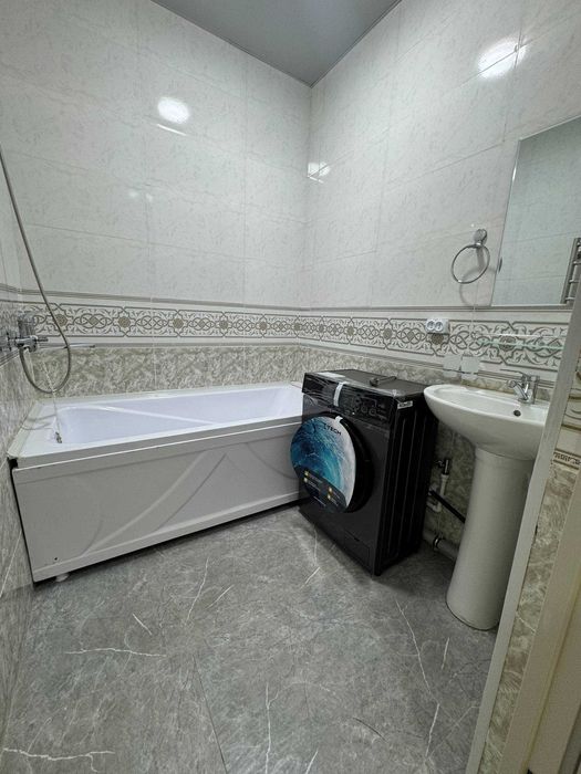 Сергили янги хает тумани, 24-уй, 2 подъезд, 7 этаж, 61 хона  ижарага