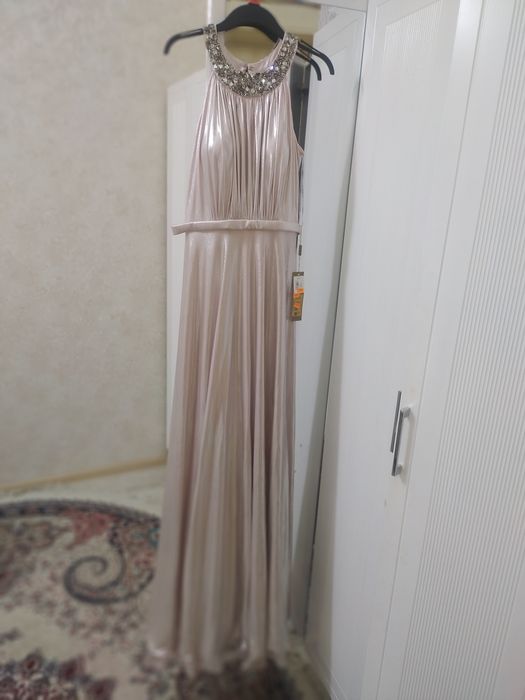 Вечерние платье. Новое.
