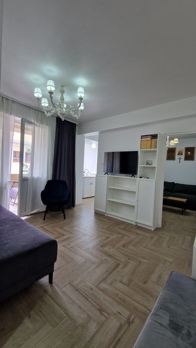 Apartament 2 camere de închiriat – Centru