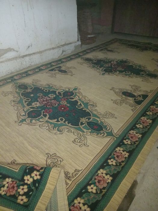 Продам  ковёр.Кілем сатамың.