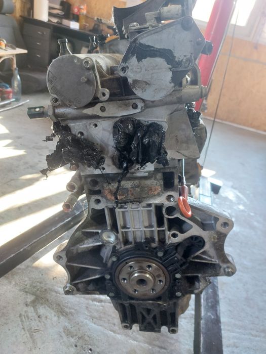 Motor 1.6 FSI gama VAG cod BLF 115 CP VW Golf 5 Jetta Skoda Octavia