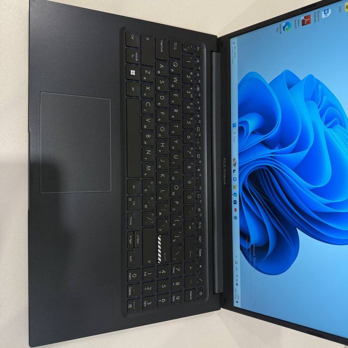 ноутбук Asus новый