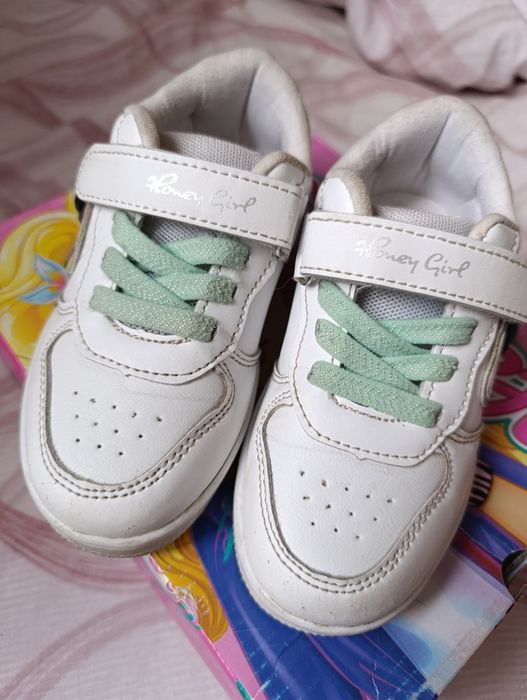 Кросовки на девочку