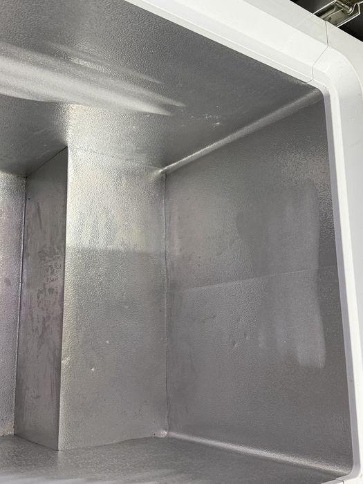 Продам морозильник Hansa 368л