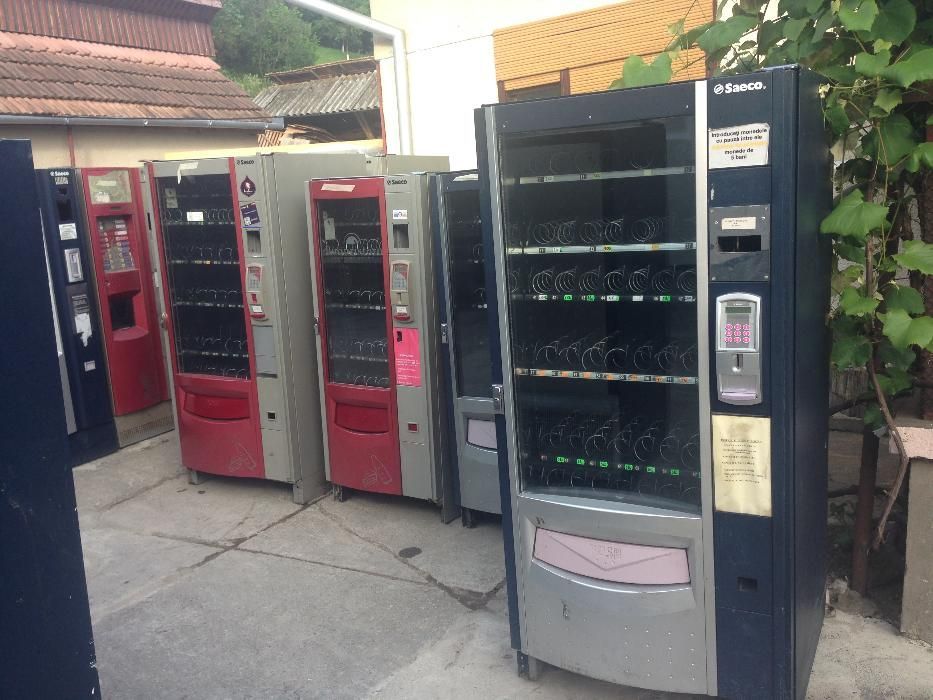vindem automate de snack si sucuri saeco bp 36