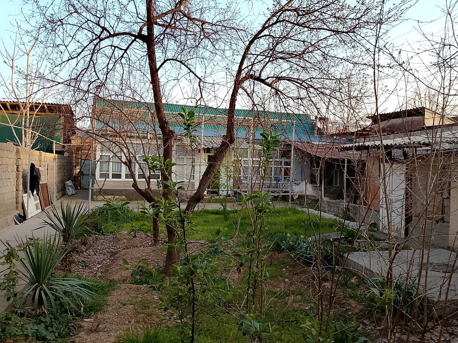 Qo'yliq bozori yaqinida yer xisobida uchastka sotiladi 5sotx