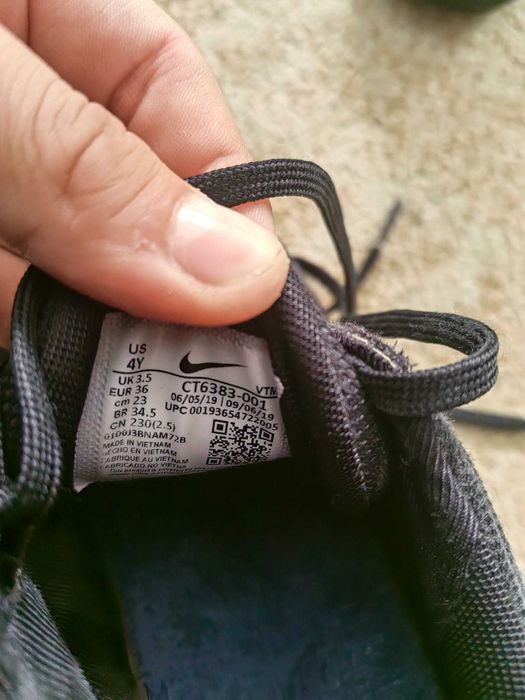 nike AIRMAX blue and black