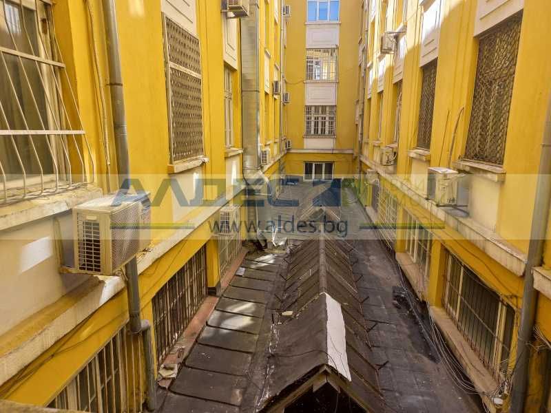 Дава се под наем Офис в София, Център - 15 кв.м за 255 € - Снимка #13