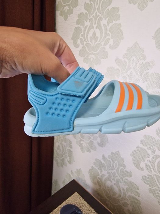 Сандали адидас 21-24 номер