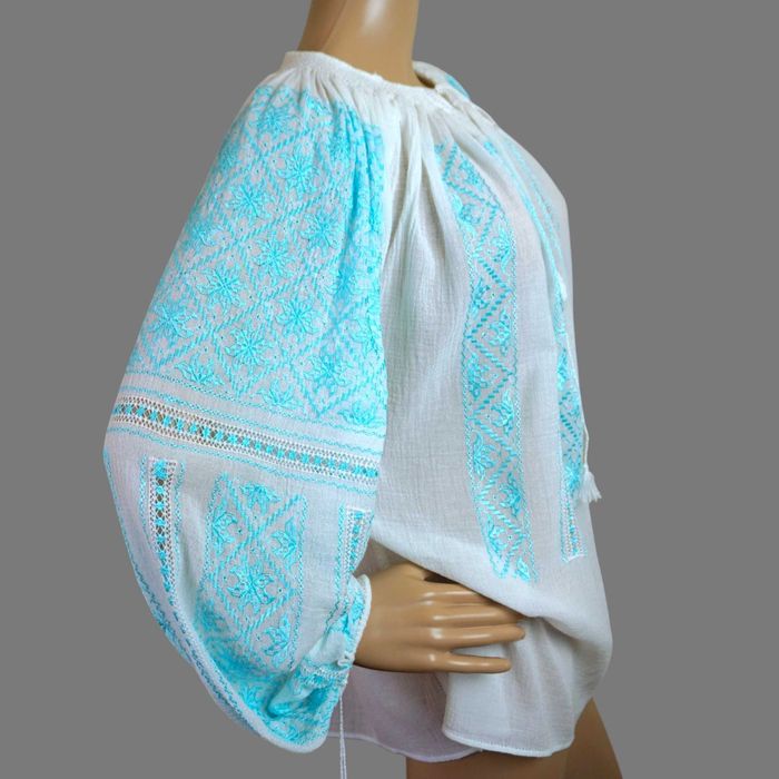 Ie lucrata manual cu model cusut manual bleo turcoaz M-L