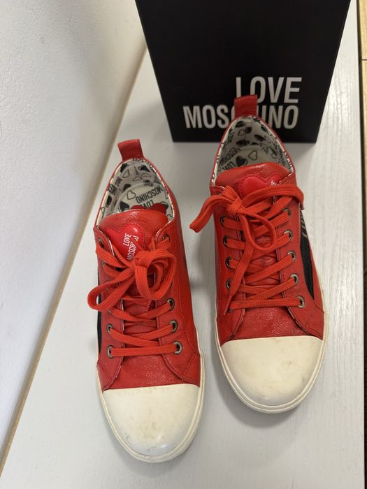 Love Moschino кецове