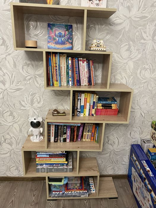 Полка для книг
