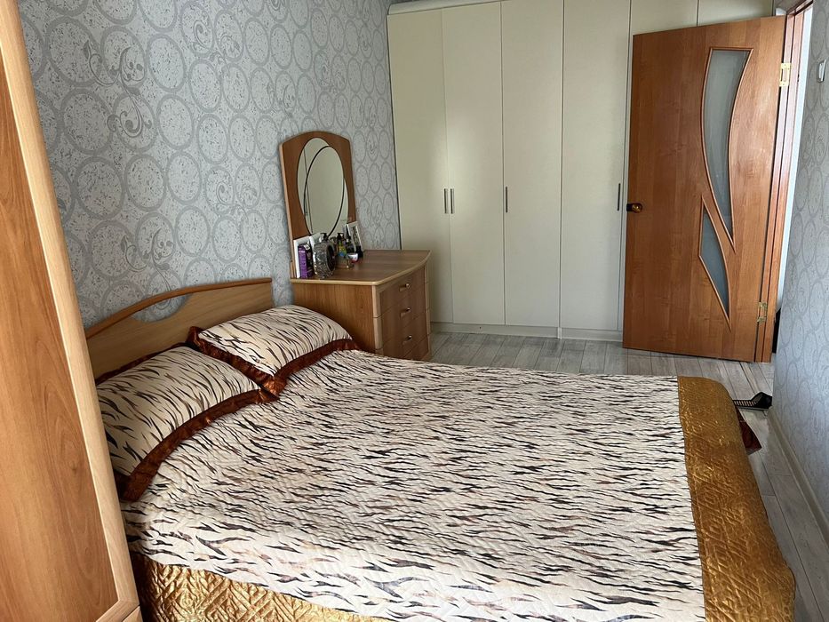 Продам трёхкомнатную квартиру