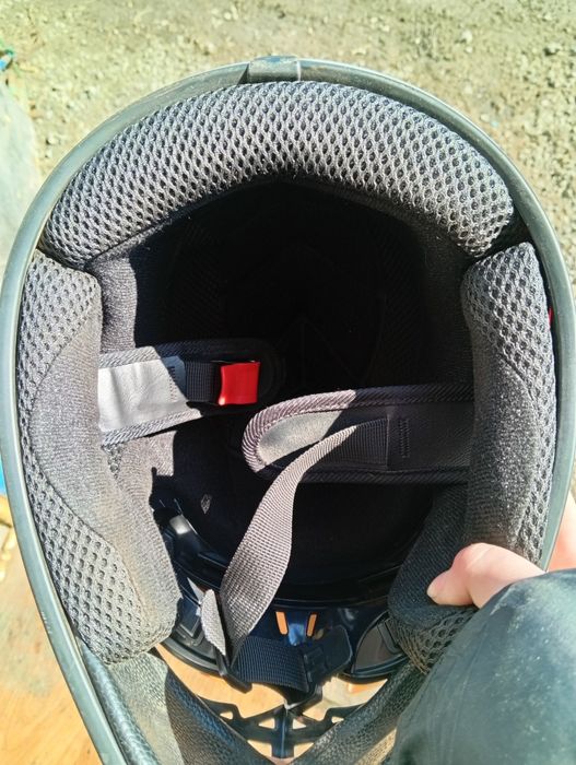 Продам мотошлем для эндуро