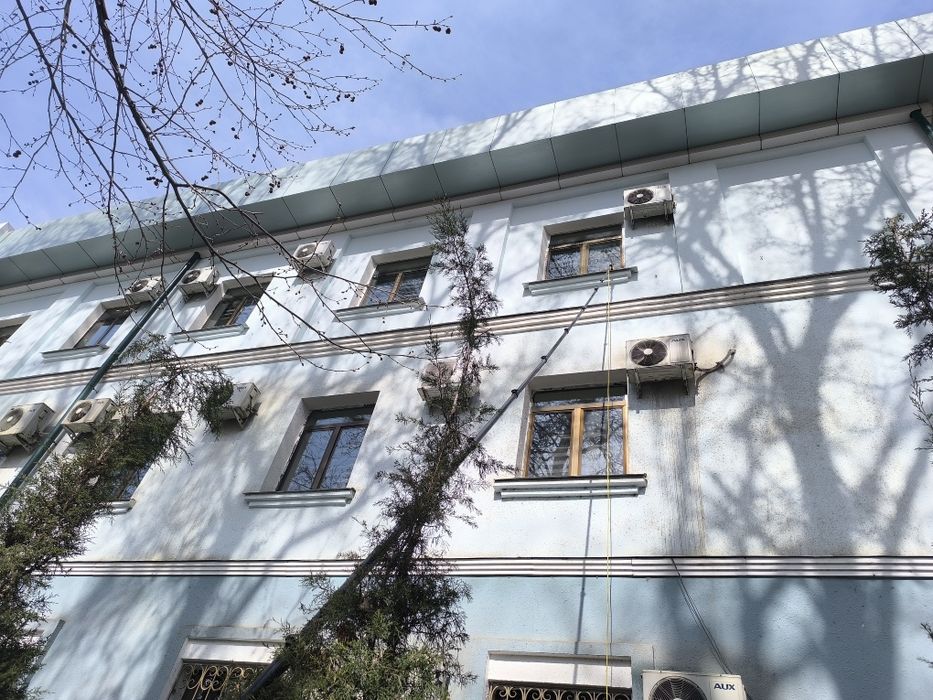 Fasad va oynalarni tozalash xizmati