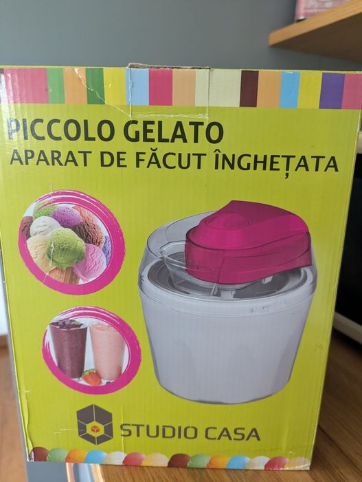 Aparat pentru înghețată sau răcit băuturi