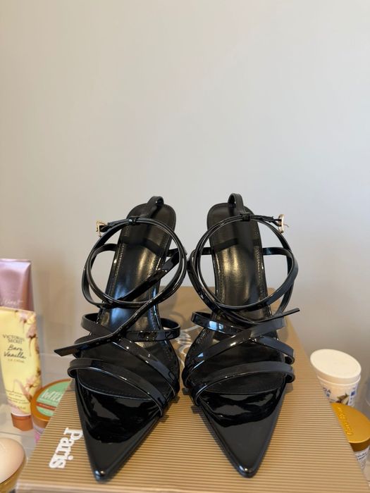 Нови дамски обувки номер 40 черни 40 евро