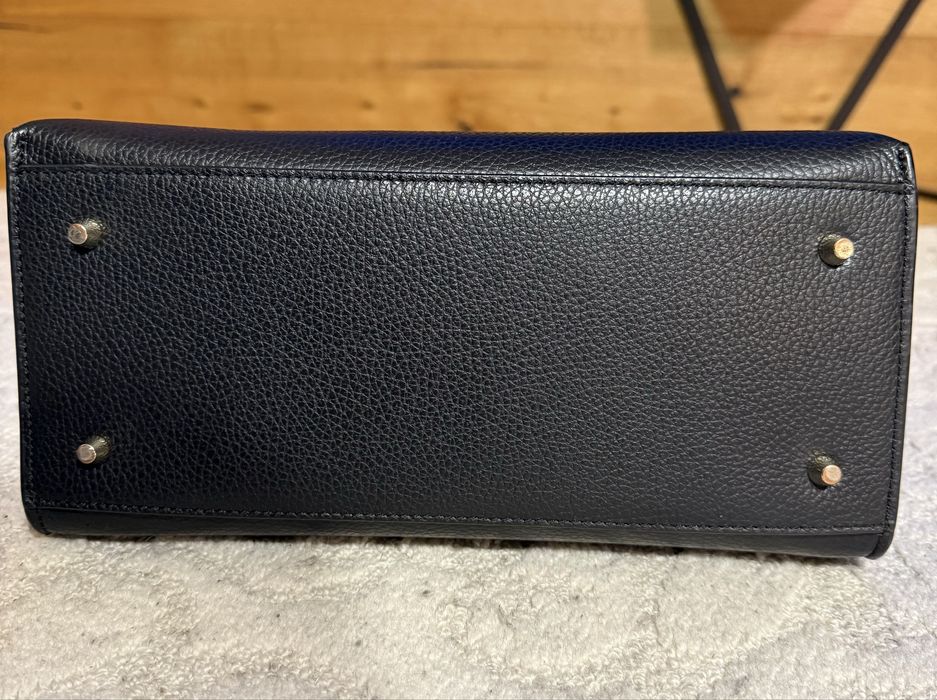 Чанта Furla черно и карамел