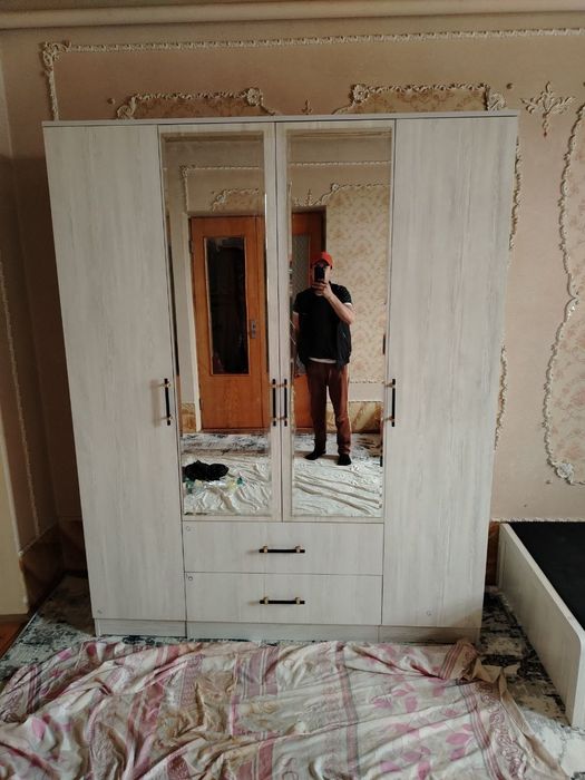 Shkaf sotiladi dastafka ustanovka bepul birinchi quldan