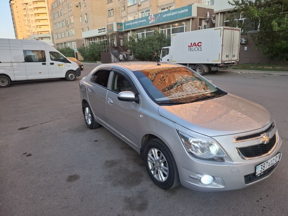 Продам шевролет кобальт