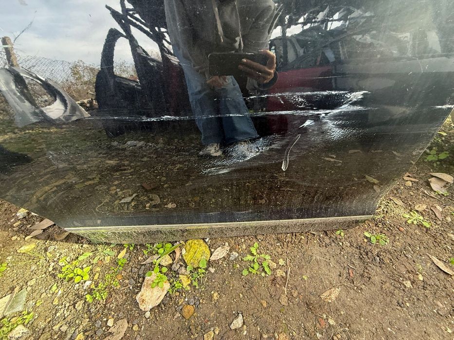 Задна лява врата Ауди Audi A6 4F седан ном 112