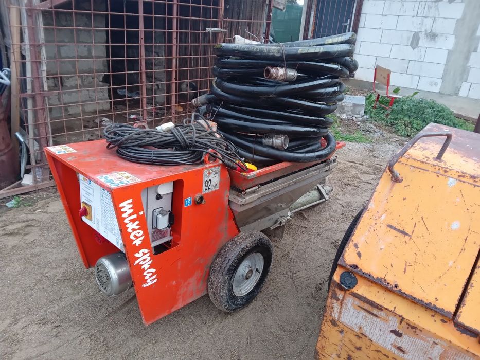 Mixer trifazic masina pompa de tencuit ca și noua