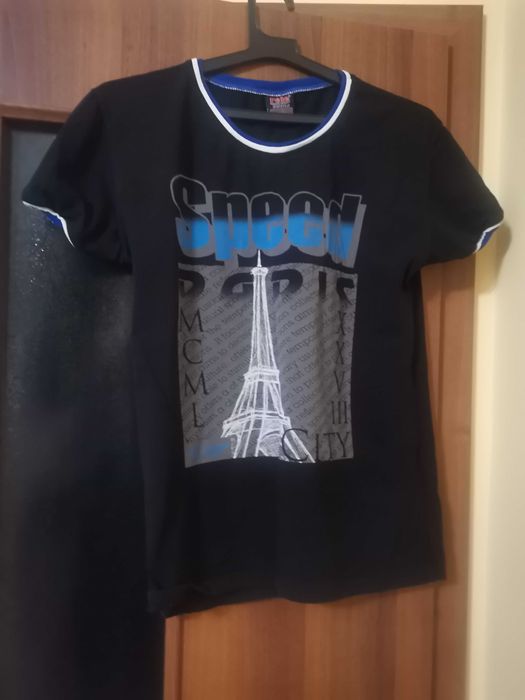 Мъжка черна тениска