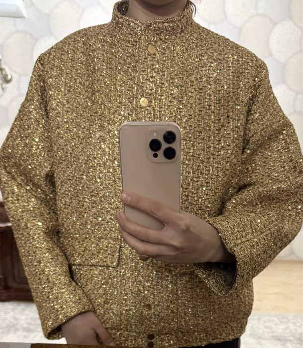 Продам женский бомбер