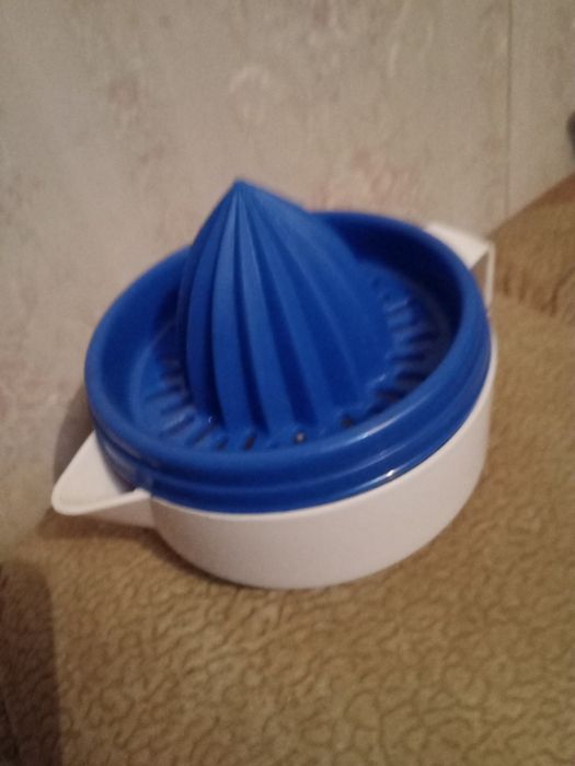 Соковыжималка для цитрусовых.