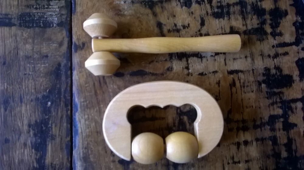 масажор уред за масаж дървен