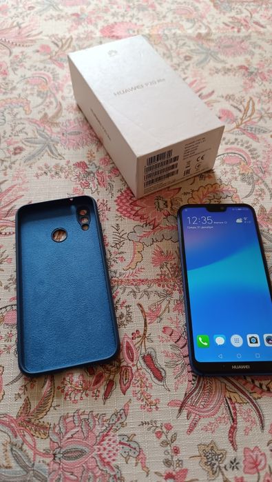 Huawei P20 lite. 4/64 Гб