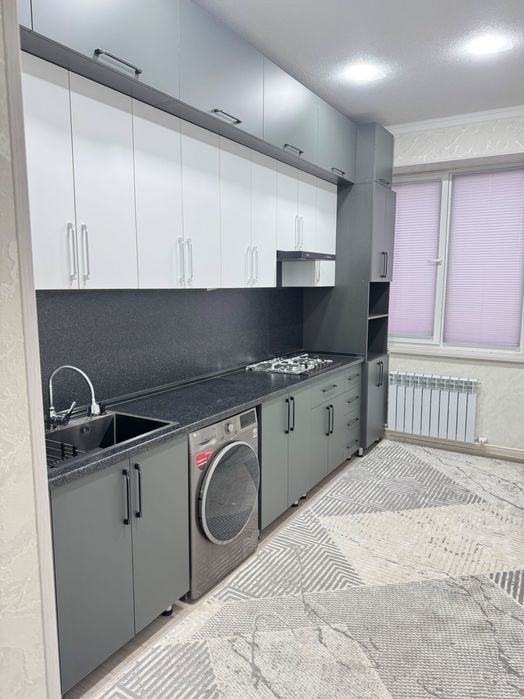 Квартира 1 комнатная 2 этаж с обстановкой, 10 микрорайон в городе