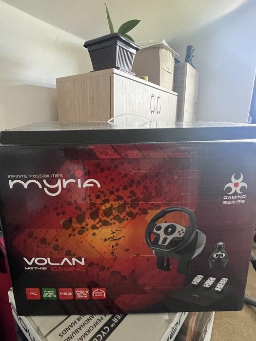 Volan gaming myria