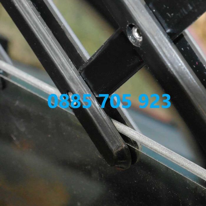 Сгъваема преграда за прозорец домашни любимци