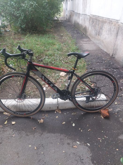 Шоссейный велосипед