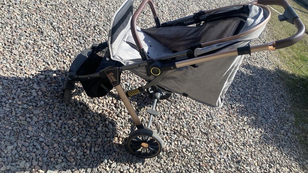 Коляска для детей отличном состоянии