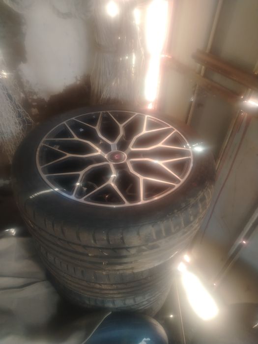На Ауди 5 х112 на 17 колеса