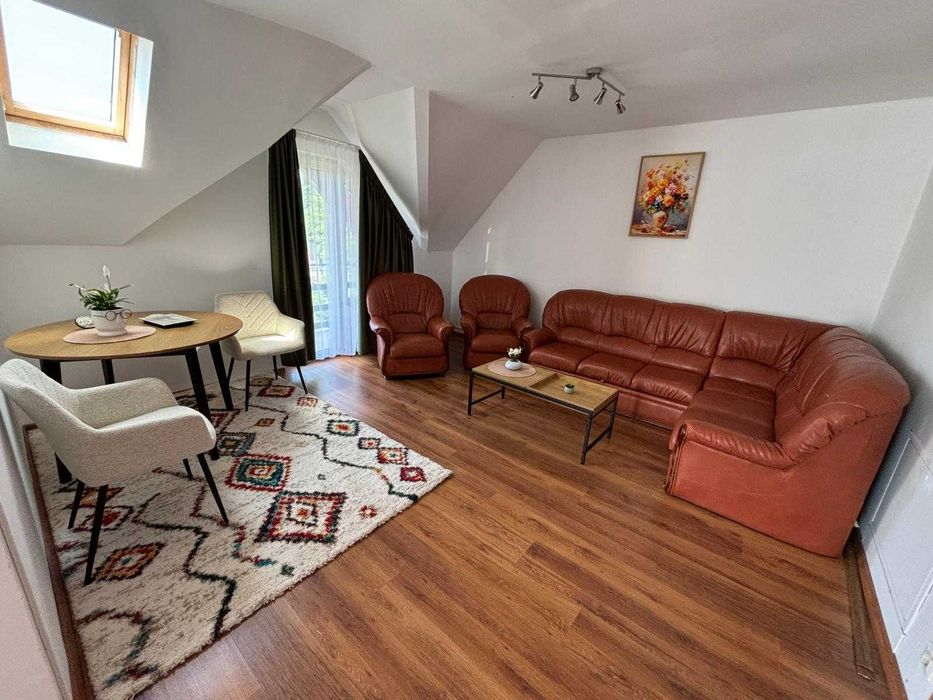 Vand Vilă turistică -  Brasov- Dâmbu Morii -Turism sau locuinta