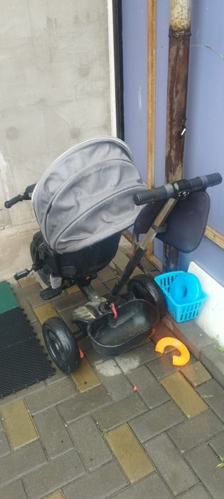 Продам трёхколёсный детский велосипед