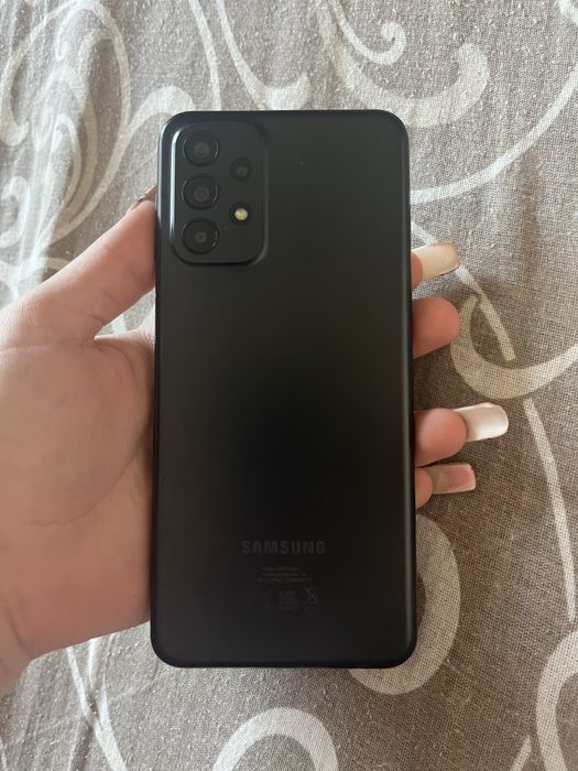 Продавам самсунг а23