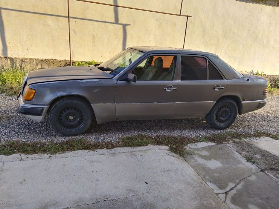 124 Мерседес сатылады