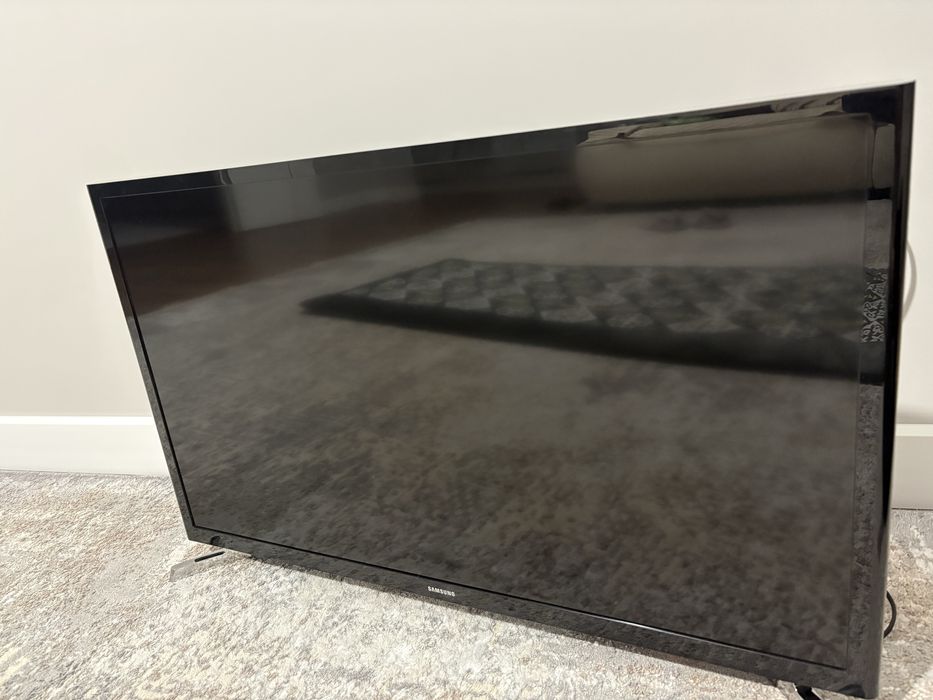 Телевизор Samsung 32