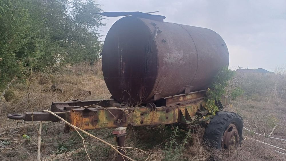 Цистерна 4 тонна срочно