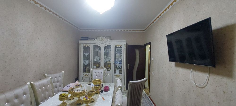 3/8/9. Дустлик 2, Янгихает р-н (Сергели). Квартира 77 м², дом панельн.