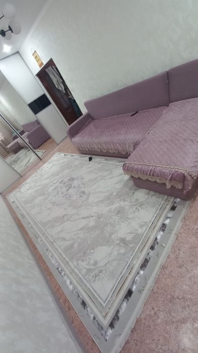 Продам ДИВАН состояние нормальное