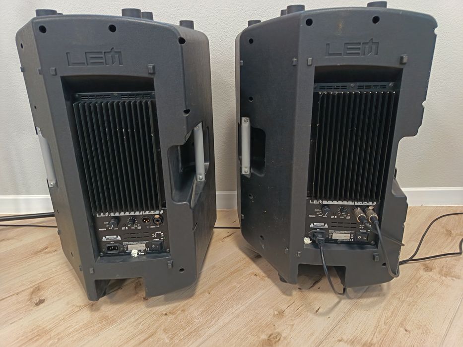 Behringer stație amplificare mixer și boxe active Lem