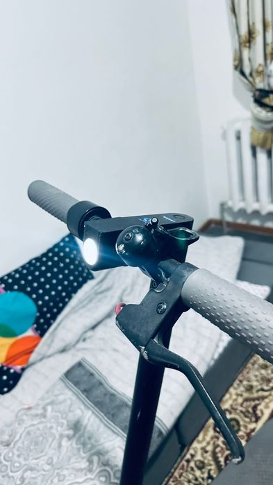 Самакат в хорошем состоянии.