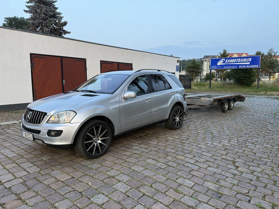 Ansamblu Mercedes Benz ML 320cdi + Platforma Boro 2,7 t