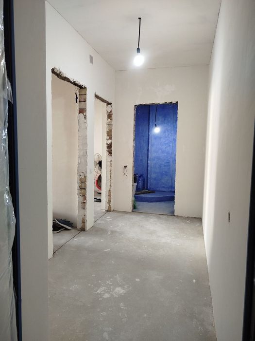 Green hous Index bozor yonidan kadastri chiqqan yarim remontli uy