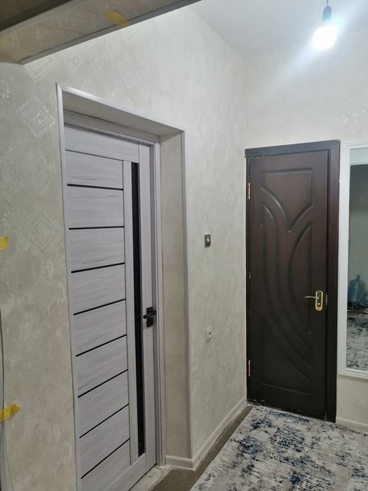 Продаётся 3 комнатная квартира возле паркентского рынка